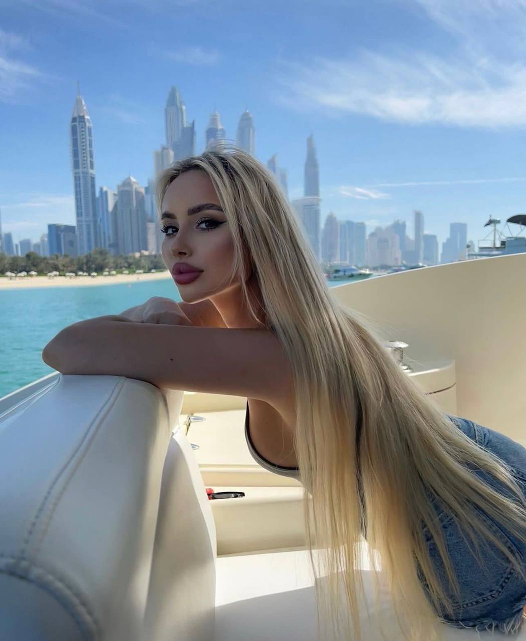Luxury escort Paris