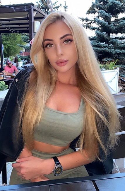 Luxury escort Paris